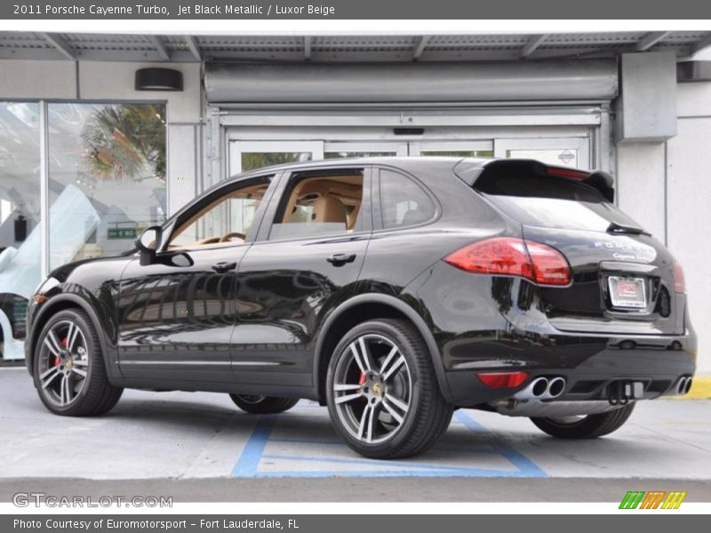 Jet Black Metallic / Luxor Beige 2011 Porsche Cayenne Turbo