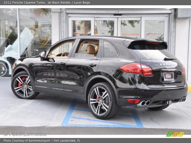 Jet Black Metallic / Luxor Beige 2011 Porsche Cayenne Turbo