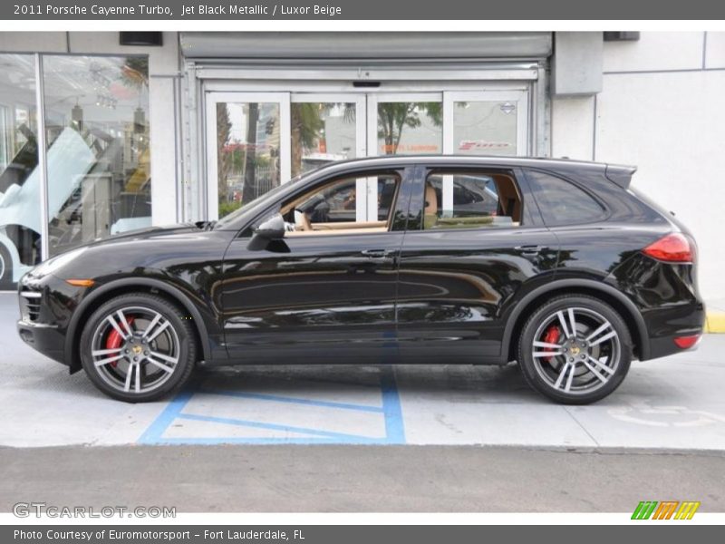 Jet Black Metallic / Luxor Beige 2011 Porsche Cayenne Turbo
