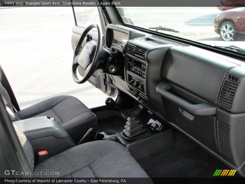 Silverstone Metallic / Agate Black 2001 Jeep Wrangler Sport 4x4
