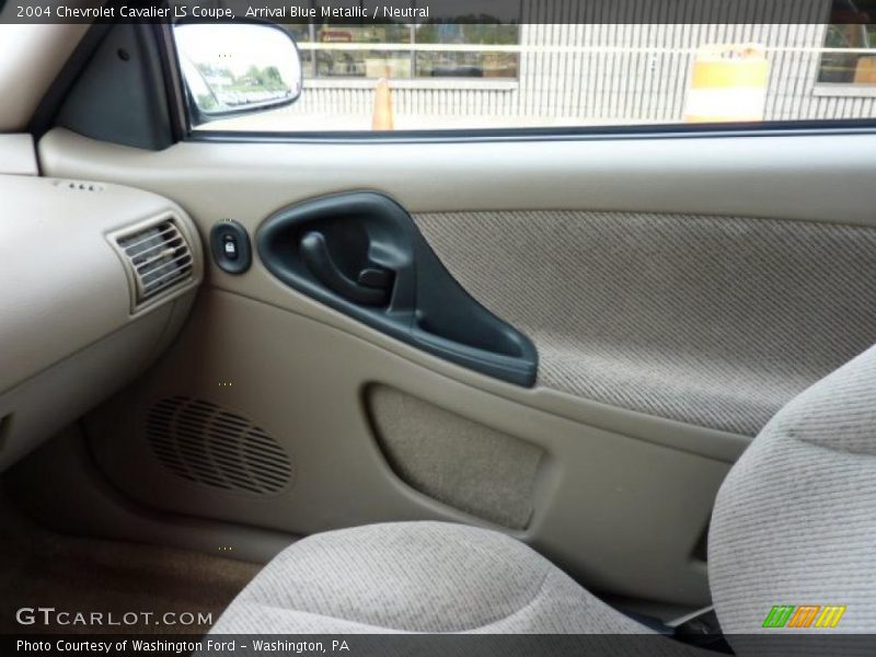 Arrival Blue Metallic / Neutral 2004 Chevrolet Cavalier LS Coupe