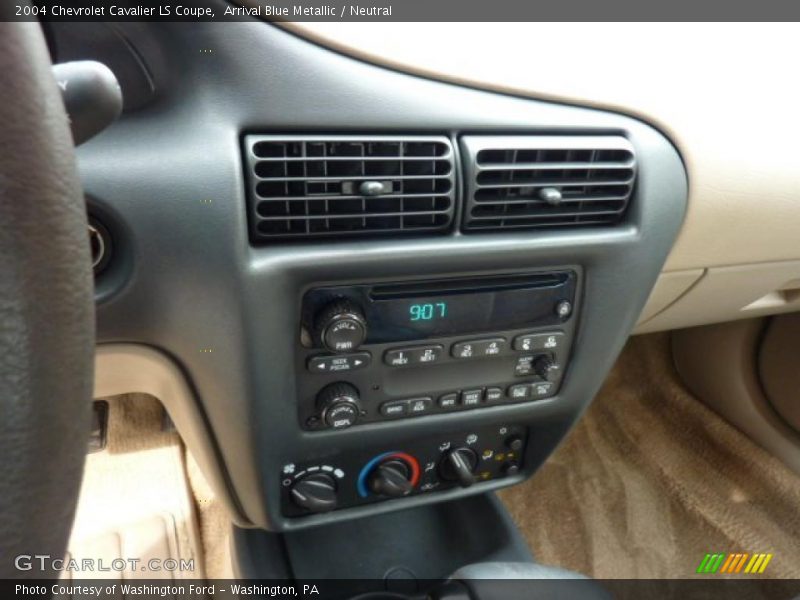 Arrival Blue Metallic / Neutral 2004 Chevrolet Cavalier LS Coupe