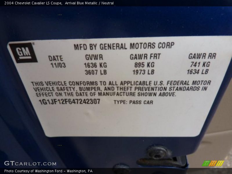 Info Tag of 2004 Cavalier LS Coupe