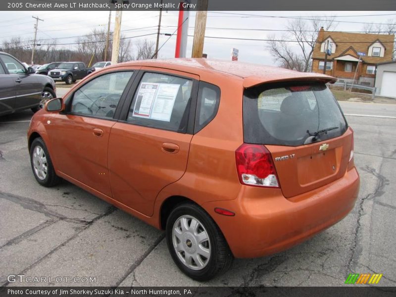 Spicy Orange Metallic / Gray 2005 Chevrolet Aveo LT Hatchback