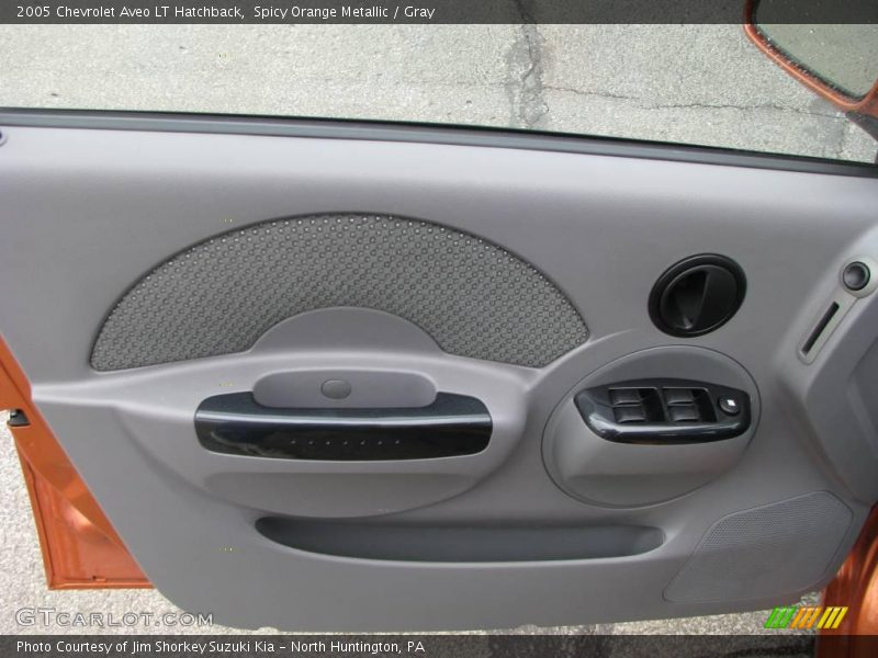 Spicy Orange Metallic / Gray 2005 Chevrolet Aveo LT Hatchback