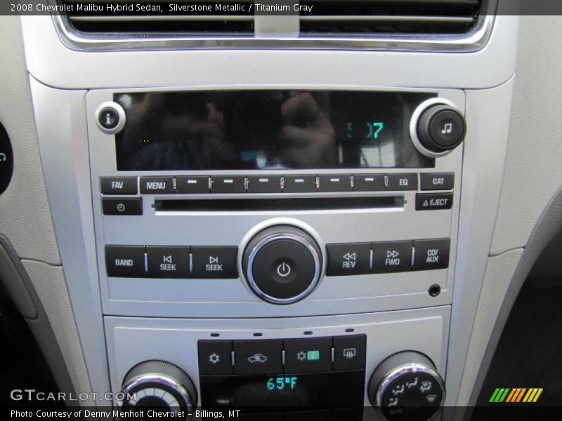 Controls of 2008 Malibu Hybrid Sedan