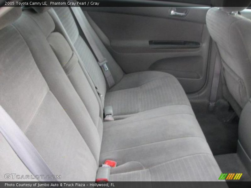 Phantom Gray Pearl / Gray 2005 Toyota Camry LE