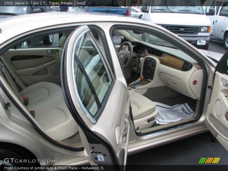 Topaz Metallic / Ivory 2002 Jaguar X-Type 2.5