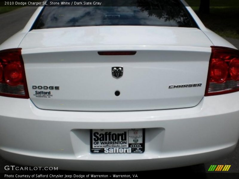 Stone White / Dark Slate Gray 2010 Dodge Charger SE
