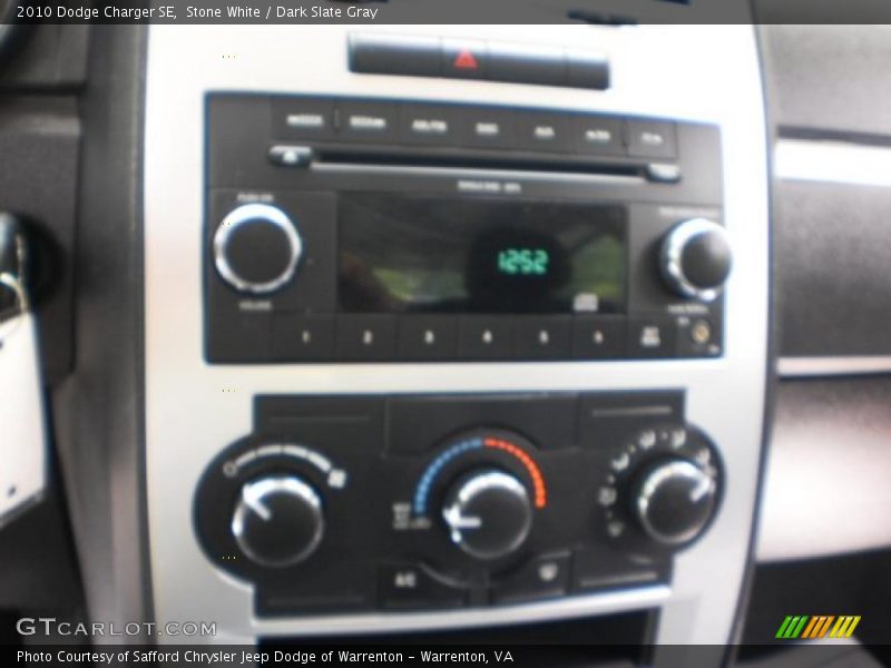 Stone White / Dark Slate Gray 2010 Dodge Charger SE
