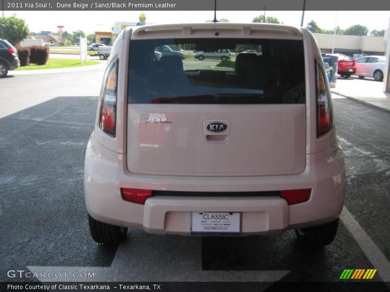 Dune Beige / Sand/Black Premium Leather 2011 Kia Soul !