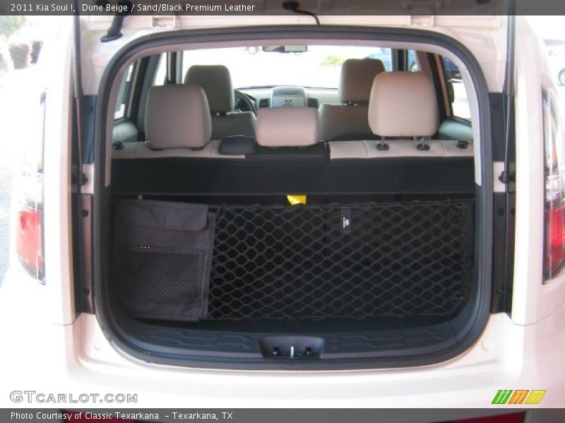 Dune Beige / Sand/Black Premium Leather 2011 Kia Soul !