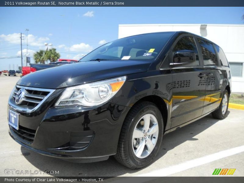 Nocturne Black Metallic / Sierra Stone 2011 Volkswagen Routan SE