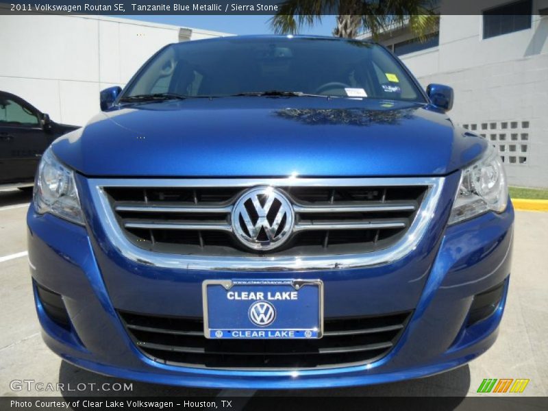 Tanzanite Blue Metallic / Sierra Stone 2011 Volkswagen Routan SE