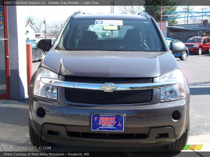Granite Gray Metallic / Light Gray 2007 Chevrolet Equinox LS