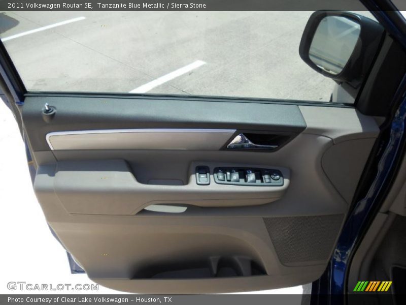 Tanzanite Blue Metallic / Sierra Stone 2011 Volkswagen Routan SE
