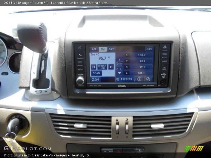 Tanzanite Blue Metallic / Sierra Stone 2011 Volkswagen Routan SE