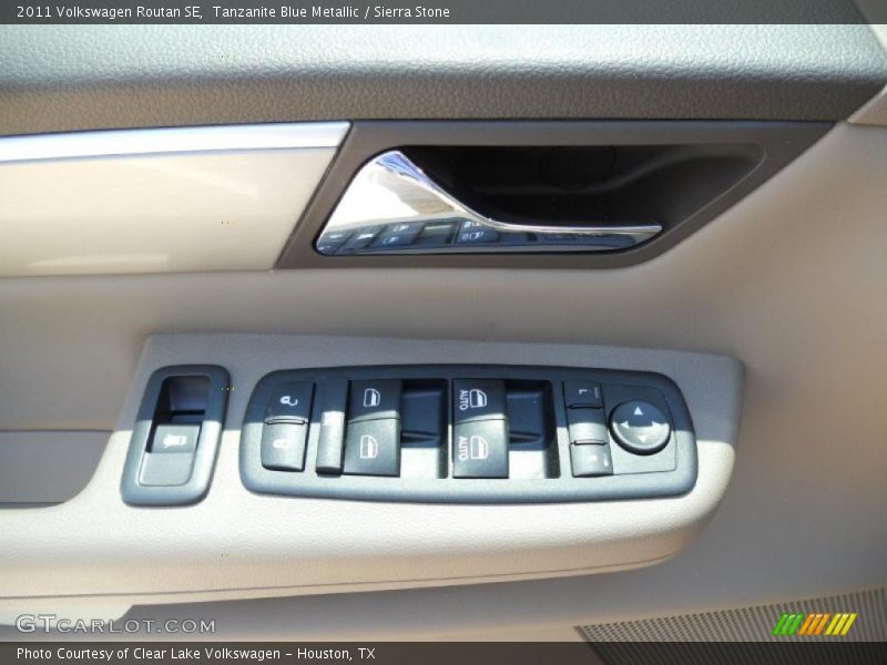 Tanzanite Blue Metallic / Sierra Stone 2011 Volkswagen Routan SE