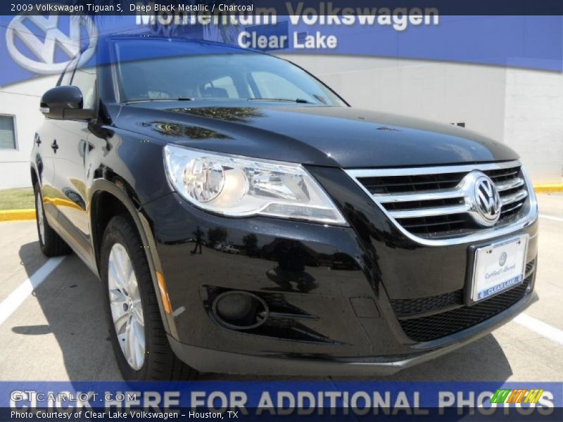 Deep Black Metallic / Charcoal 2009 Volkswagen Tiguan S