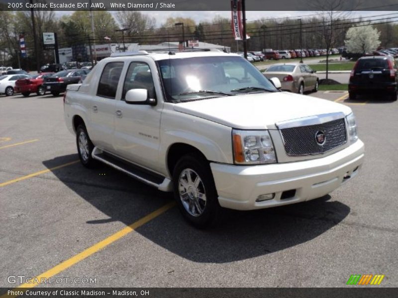 White Diamond / Shale 2005 Cadillac Escalade EXT AWD