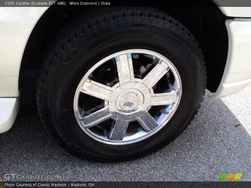 White Diamond / Shale 2005 Cadillac Escalade EXT AWD