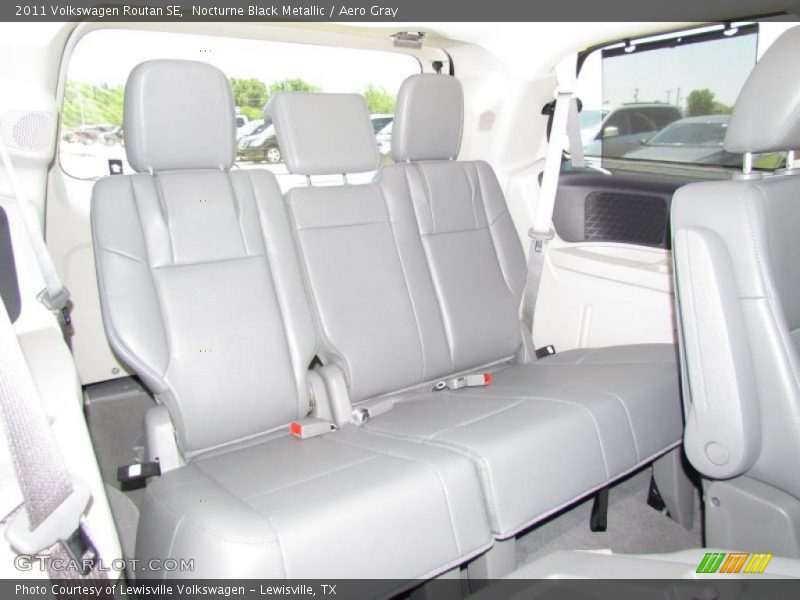 Nocturne Black Metallic / Aero Gray 2011 Volkswagen Routan SE