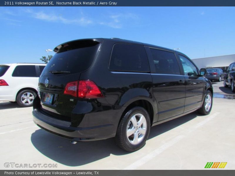 Nocturne Black Metallic / Aero Gray 2011 Volkswagen Routan SE