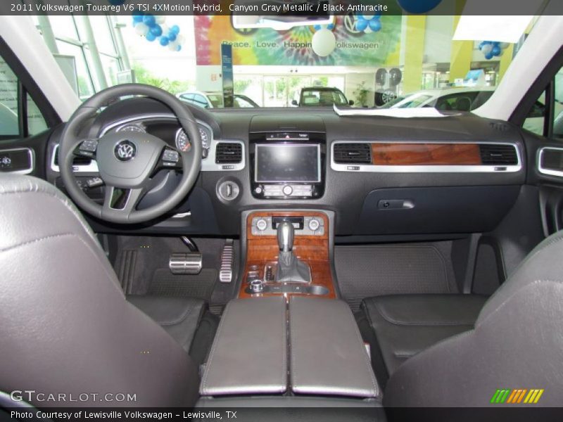 Dashboard of 2011 Touareg V6 TSI 4XMotion Hybrid