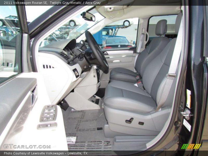 Twilight Gray Metallic / Aero Gray 2011 Volkswagen Routan SE