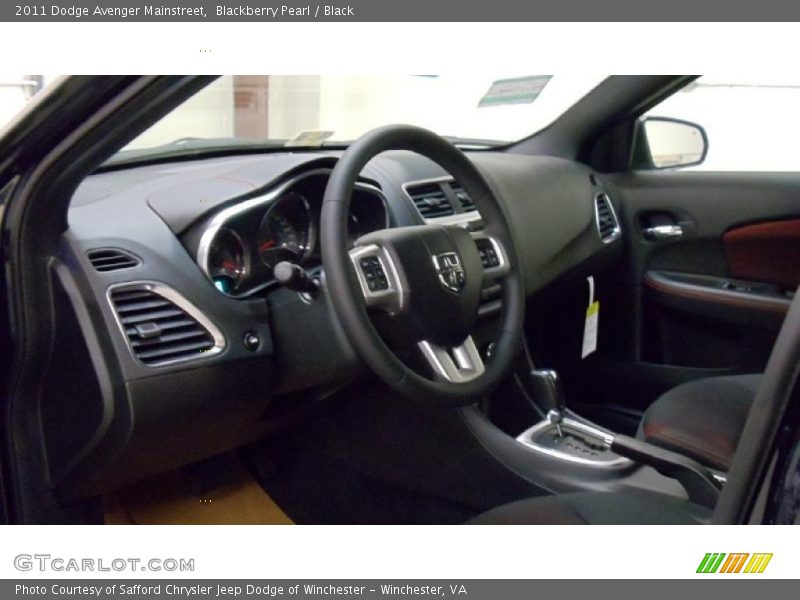 Blackberry Pearl / Black 2011 Dodge Avenger Mainstreet