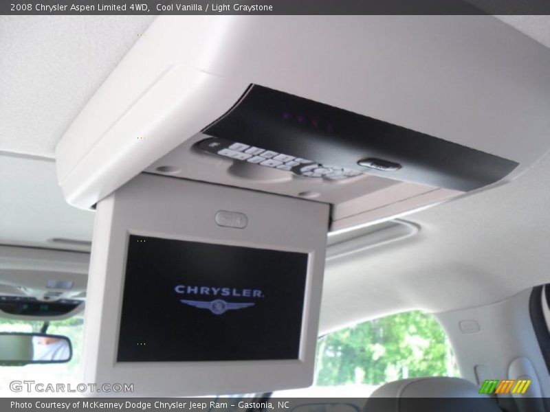 Cool Vanilla / Light Graystone 2008 Chrysler Aspen Limited 4WD