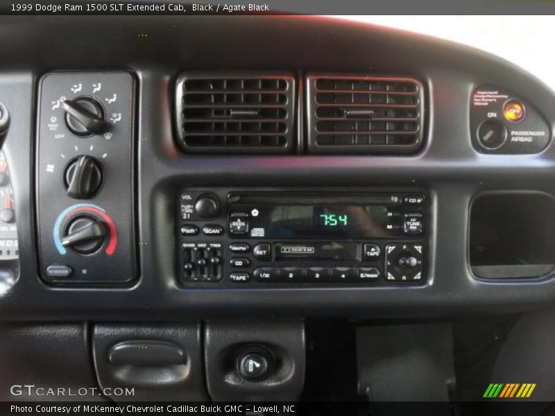 Controls of 1999 Ram 1500 SLT Extended Cab