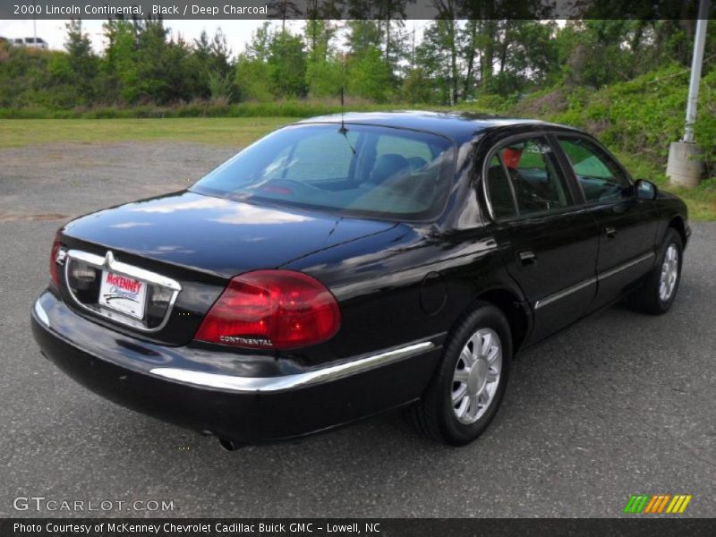 Black / Deep Charcoal 2000 Lincoln Continental