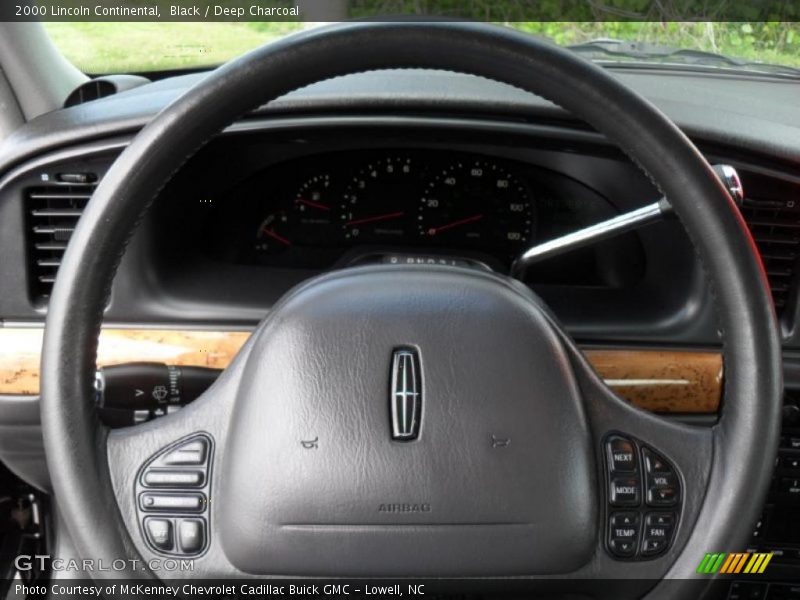Black / Deep Charcoal 2000 Lincoln Continental