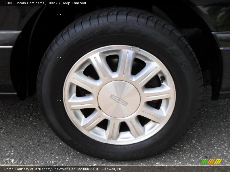 Black / Deep Charcoal 2000 Lincoln Continental