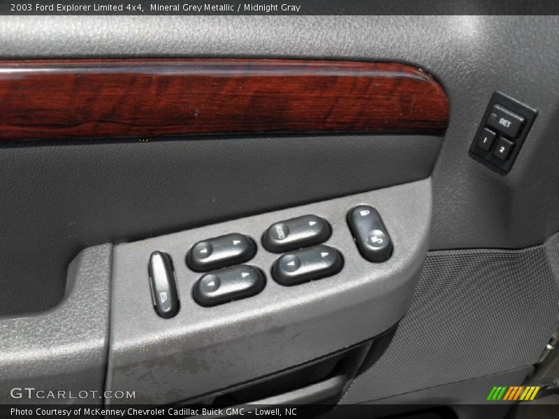 Controls of 2003 Explorer Limited 4x4