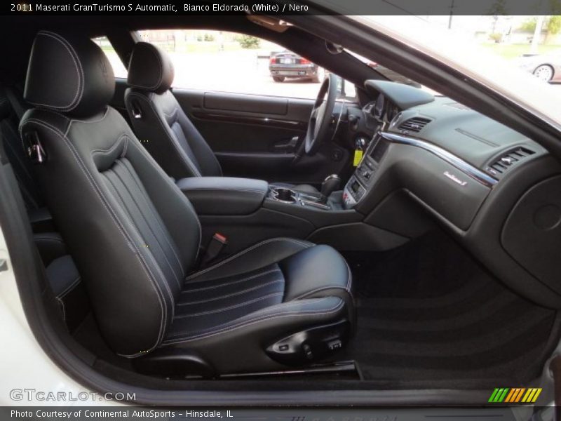  2011 GranTurismo S Automatic Nero Interior