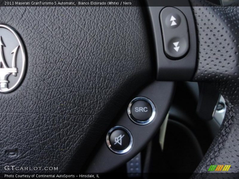Controls of 2011 GranTurismo S Automatic