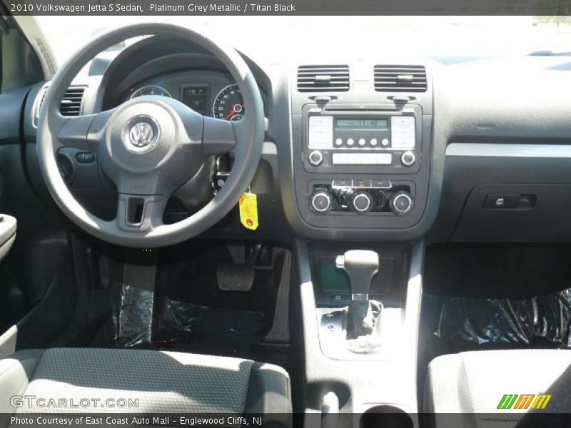 Platinum Grey Metallic / Titan Black 2010 Volkswagen Jetta S Sedan