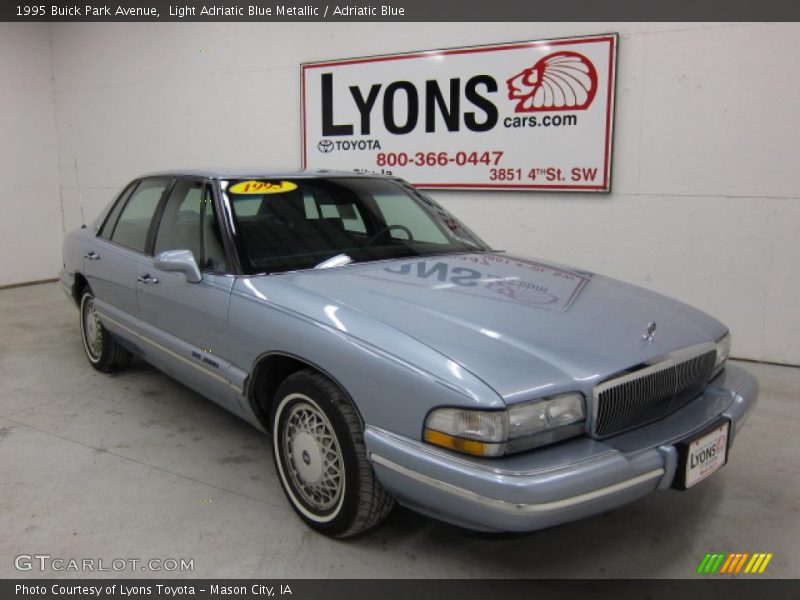 Light Adriatic Blue Metallic / Adriatic Blue 1995 Buick Park Avenue