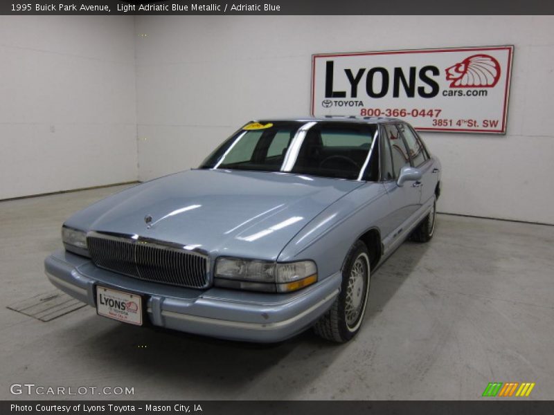 Light Adriatic Blue Metallic / Adriatic Blue 1995 Buick Park Avenue