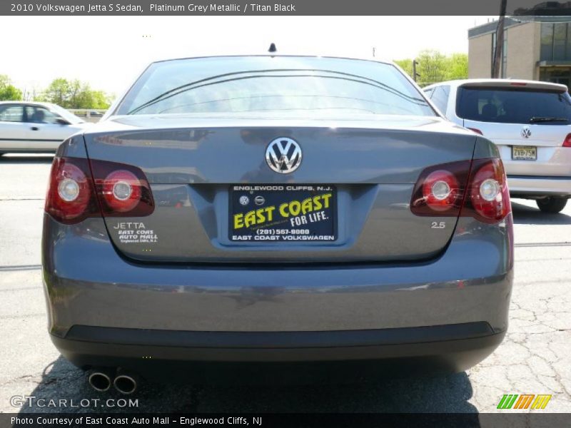 Platinum Grey Metallic / Titan Black 2010 Volkswagen Jetta S Sedan