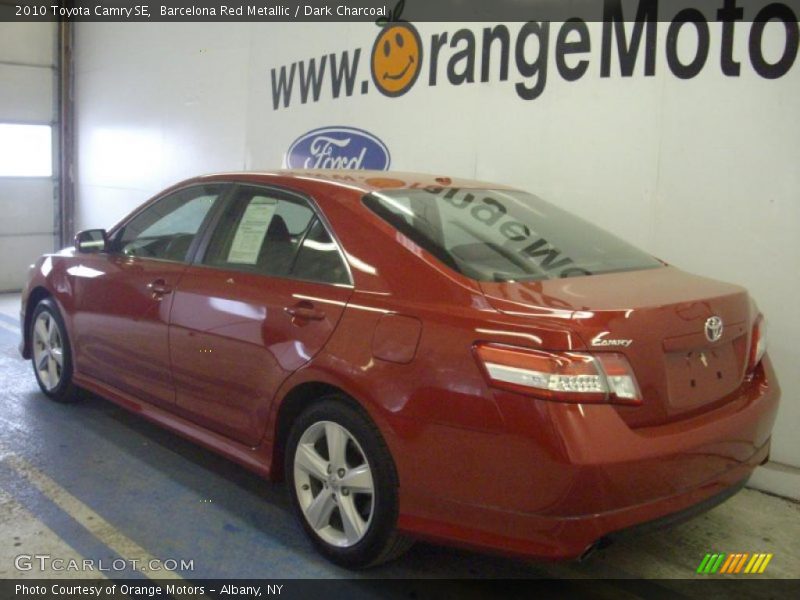 Barcelona Red Metallic / Dark Charcoal 2010 Toyota Camry SE