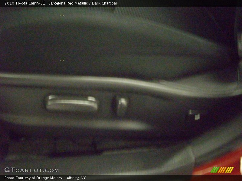 Barcelona Red Metallic / Dark Charcoal 2010 Toyota Camry SE