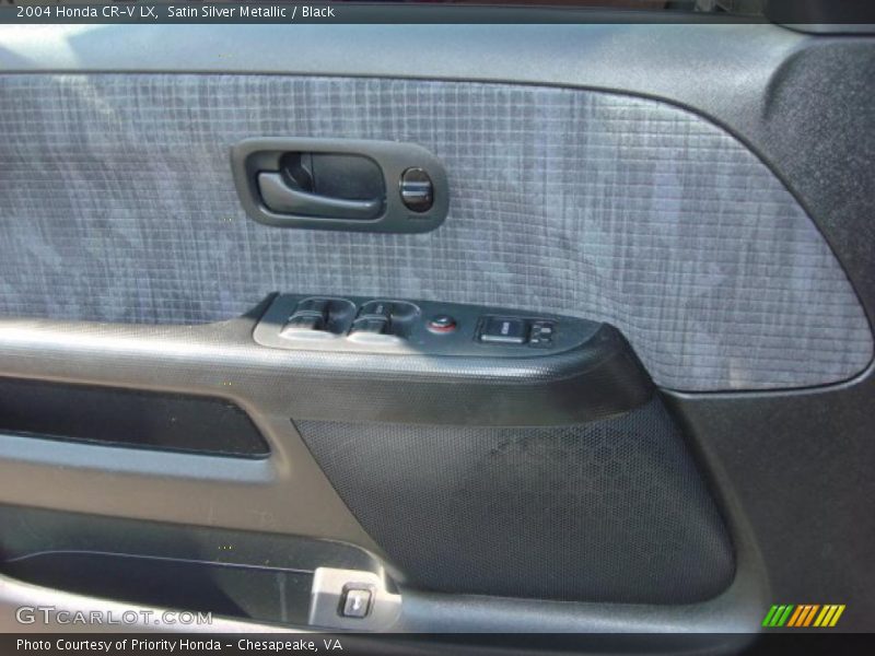 Satin Silver Metallic / Black 2004 Honda CR-V LX