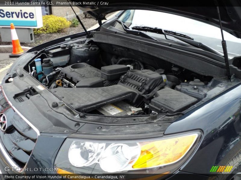 Phantom Black Metallic / Gray 2010 Hyundai Santa Fe GLS