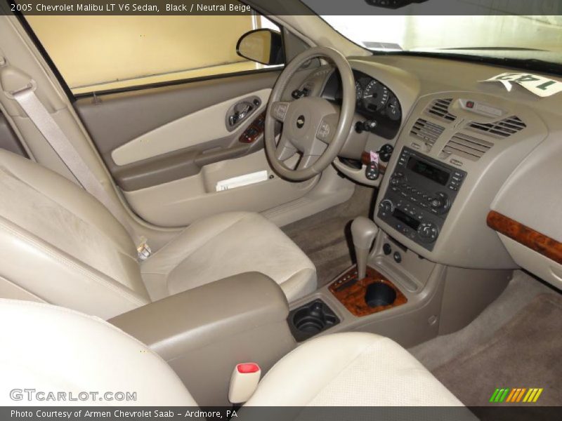 Black / Neutral Beige 2005 Chevrolet Malibu LT V6 Sedan