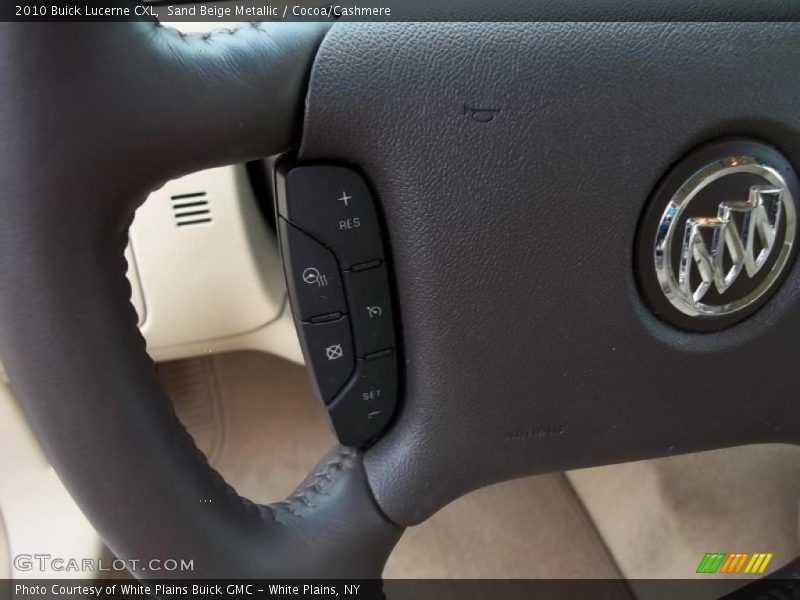 Sand Beige Metallic / Cocoa/Cashmere 2010 Buick Lucerne CXL