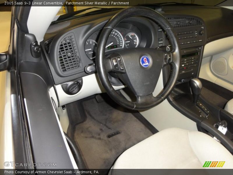  2005 9-3 Linear Convertible Steering Wheel