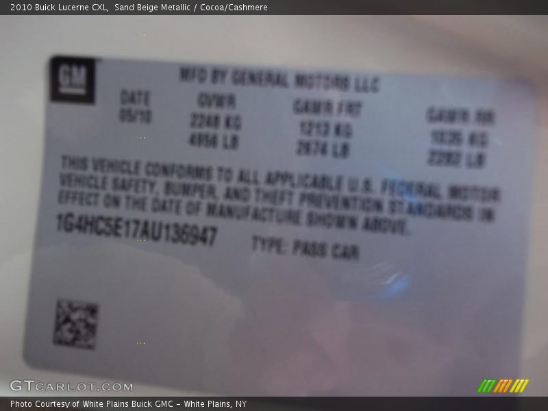 Sand Beige Metallic / Cocoa/Cashmere 2010 Buick Lucerne CXL